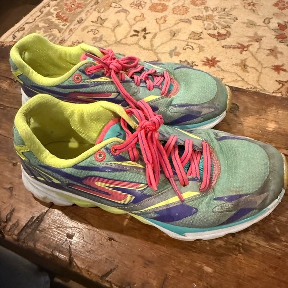 Skechers Other - 🔥 Closet Sale — 3 for $25 / 5 for $40 - Skechers Girls Sneakers Size 6.5